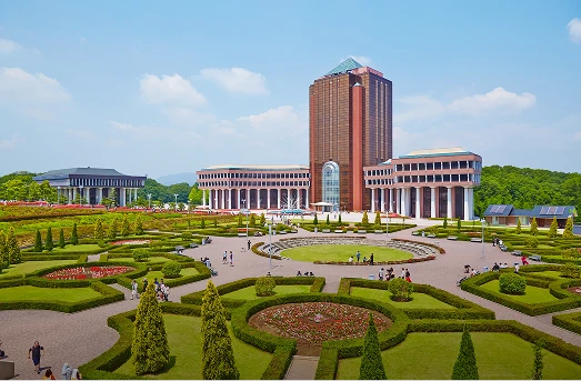 学園と社会を結ぶ片柳研究所棟が完成