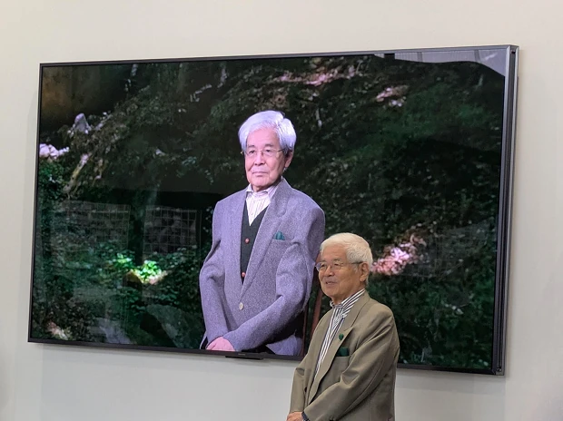 「養老孟司氏」と「AI養老先生」をともに客員教授として招聘