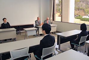 平成28年度東京工科大学同窓会奨学金授与式