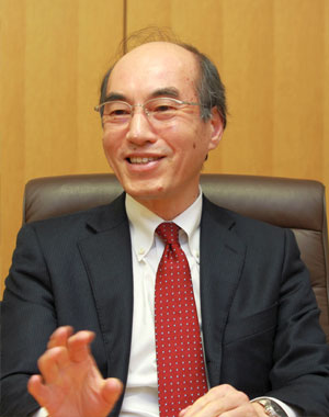 香川豊 教授